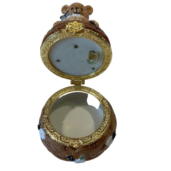 SF Music Box Teddy Bear Butterflies Bees Trinket Box Song My Favorite Things - Picture 8 of 11